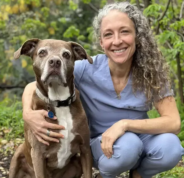 Dr. Amy Sachs, Veterinarian 